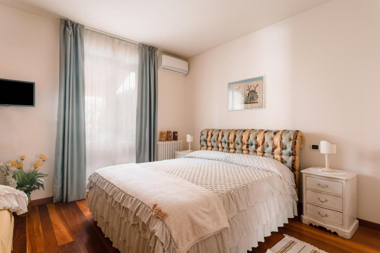 Villa Diletta B&B Forte dei Marmi Exterior photo