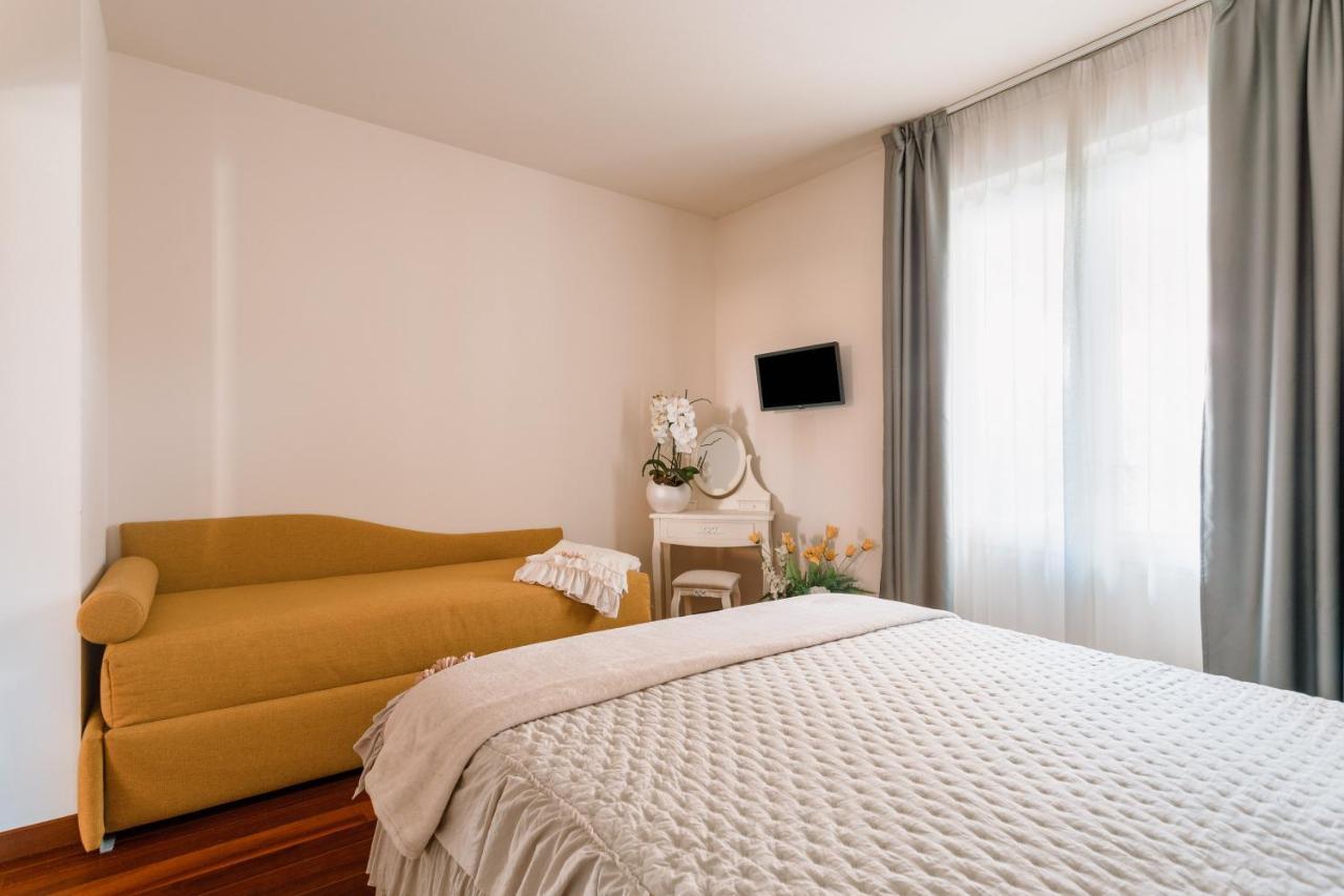 Villa Diletta B&B Forte dei Marmi Exterior photo
