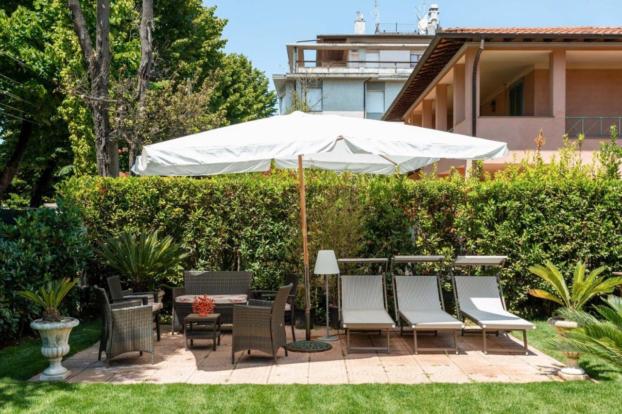 Villa Diletta B&B Forte dei Marmi Exterior photo
