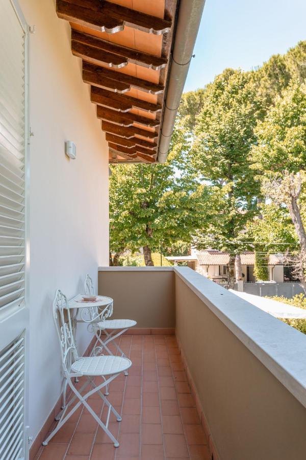 Villa Diletta B&B Forte dei Marmi Exterior photo